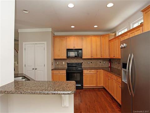 1530 Hubbard Ct, Fort Mill, SC 29708 photo 11