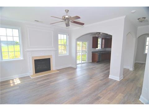 10842 Traders Ct, Davidson, NC 28036 photo 2
