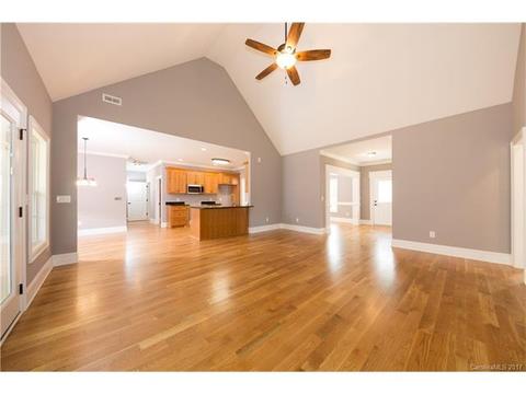 300 Ormand Rd, York, SC 29745 photo 4