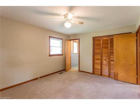 56 Tree Haven Dr, Brevard, NC 28712 photo 8