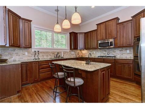 8 Wright Ave, York, SC 29745 photo 7