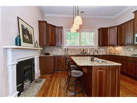 8 Wright Ave, York, SC 29745 photo 6