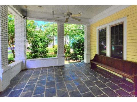 8 Wright Ave, York, SC 29745 photo 2