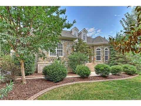 20216 Biscayne Dr, Cornelius, NC 28031 photo 2