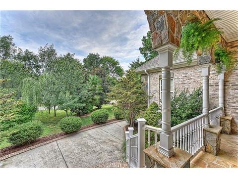 20216 Biscayne Dr, Cornelius, NC 28031 photo 4