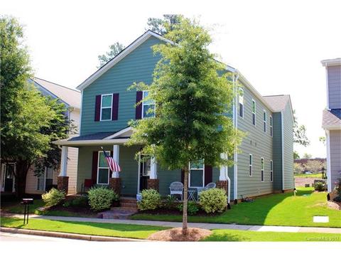 20300 Harroway Dr, Cornelius, NC 28031 photo 2