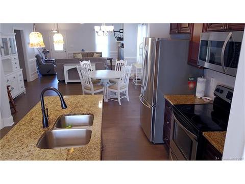 20300 Harroway Dr, Cornelius, NC 28031 photo 5