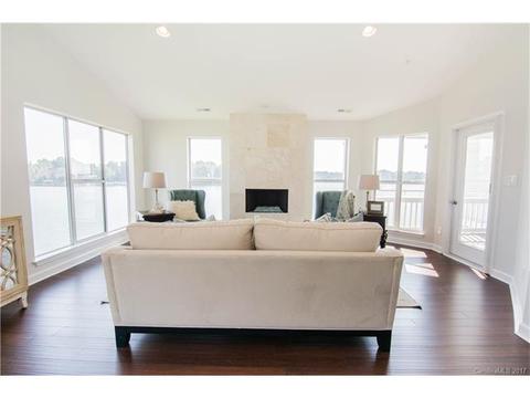 1239 Torrence Cir, Davidson, NC 28036 photo 1