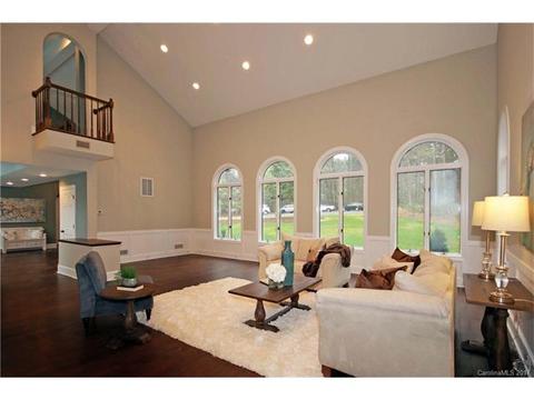 8744 Hardin Ct, Terrell, NC 28682 photo 4