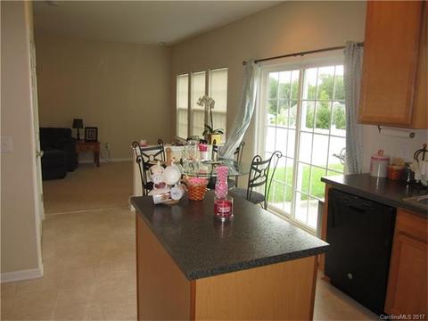 2076 Roscommon Dr, Clover, SC 29710 photo 7