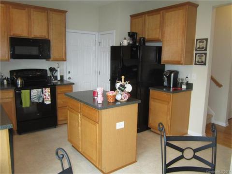 2076 Roscommon Dr, Clover, SC 29710 photo 9