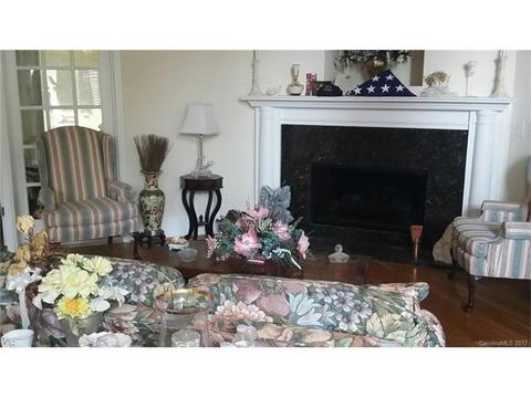 895 E Ritchie Rd, Salisbury, NC 28146 photo 2