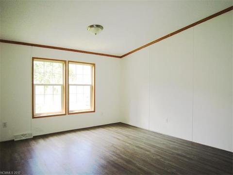 169 Beaverdam Loop Rd, Candler, NC 28715 photo 6