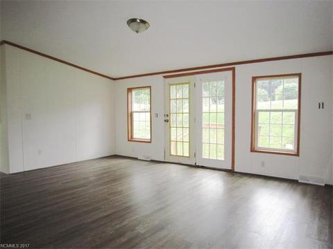169 Beaverdam Loop Rd, Candler, NC 28715 photo 11