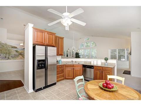 385 Garnet Ct, Fort Mill, SC 29708 photo 6