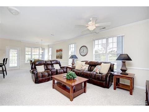 3261 Sapphire Ln, Fort Mill, SC 29708 photo 4