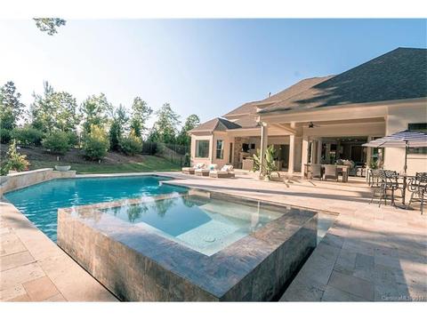 13118 Davidson Park Dr, Davidson, NC 28036 photo 1