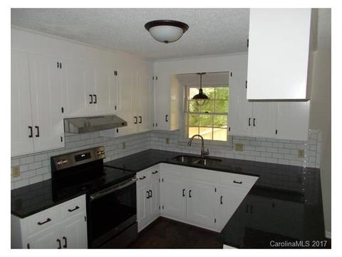 132 Shepherd Ln, Lancaster, SC 29720 photo 4