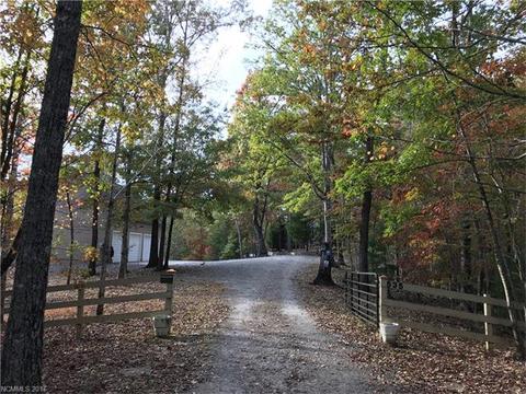 535 Sloping Meadow Dr, Mill Spring, NC 28756 photo 3