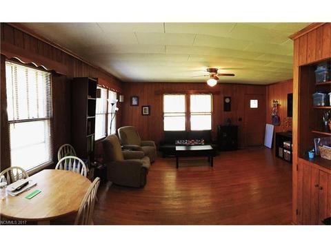 49 Hampton Ct, Columbus, NC 28722 photo 12