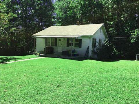49 Hampton Ct, Columbus, NC 28722 photo 10
