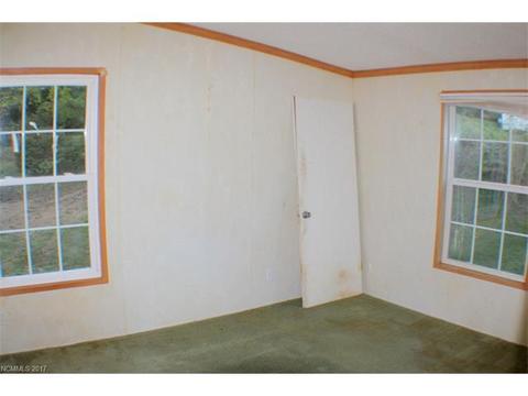 211 Thunder Rd, Clyde, NC 28721 photo 12