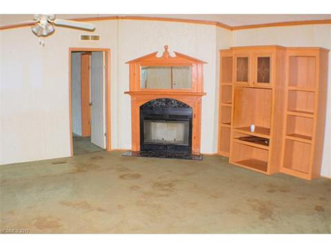 211 Thunder Rd, Clyde, NC 28721 photo 7