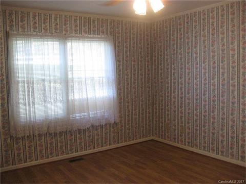 618 Gurley St, Albemarle, NC 28001 photo 9