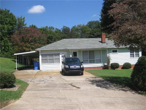 618 Gurley St, Albemarle, NC 28001 photo 2
