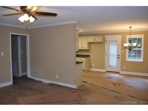 2244 White Pine Ct, Lancaster, SC 29720 photo 3