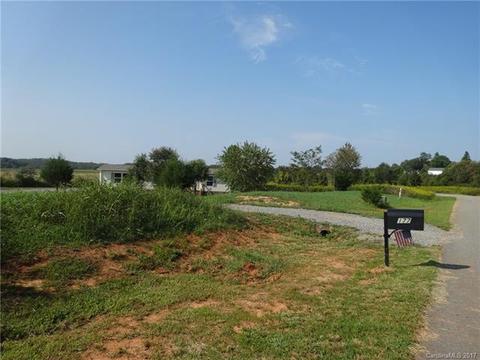 177 Cora Ln, Olin, NC 28660 photo 6
