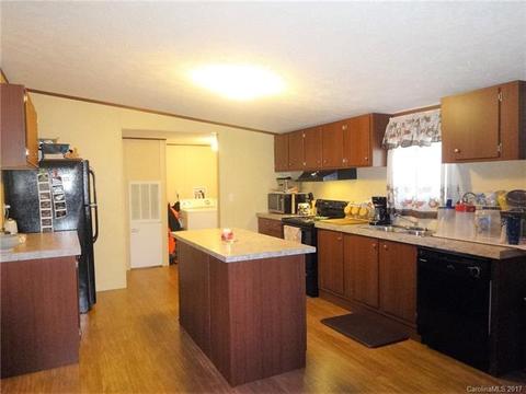 177 Cora Ln, Olin, NC 28660 photo 10