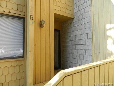 5186 Corbin Ln, Hickory, NC 28601 photo 2