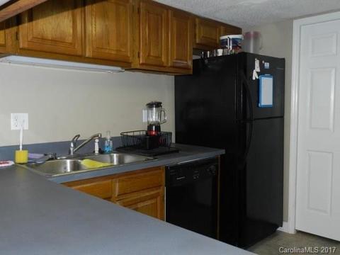 5186 Corbin Ln, Hickory, NC 28601 photo 5