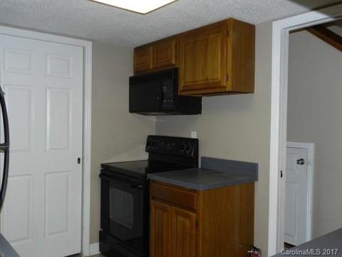 5186 Corbin Ln, Hickory, NC 28601 photo 6