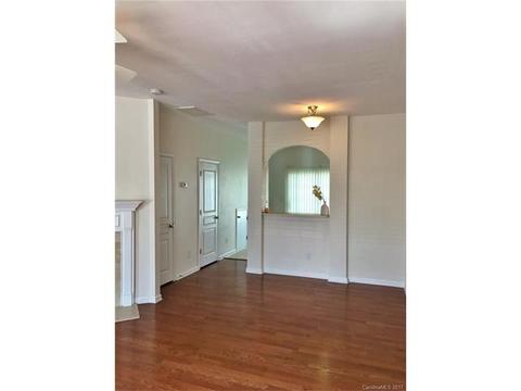 640 Brickdust Ct, Fort Mill, SC 29708 photo 4