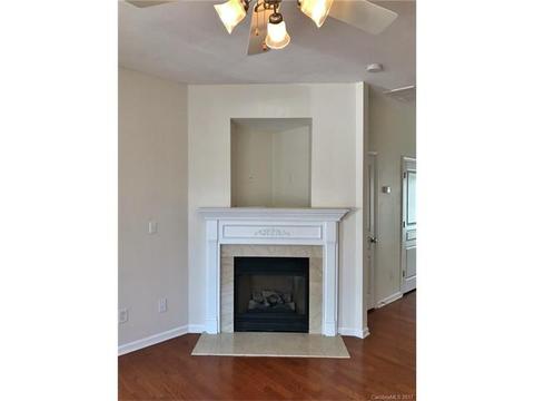 640 Brickdust Ct, Fort Mill, SC 29708 photo 3