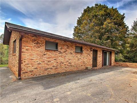 276 280 Windy Hill Dr, Clyde, NC 28721 photo 16