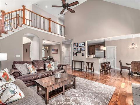 53 Ledgestone Dr, Fairview, NC 28730 photo 6