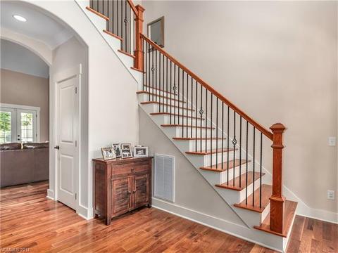 53 Ledgestone Dr, Fairview, NC 28730 photo 4