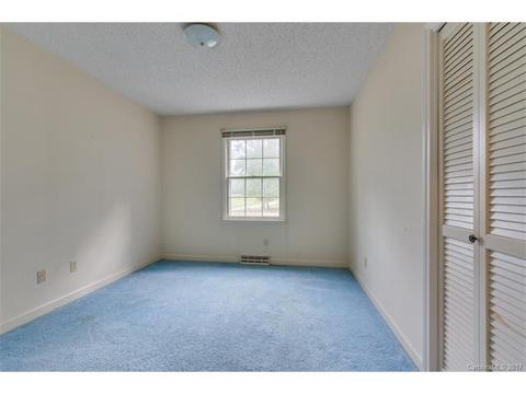 6744 Glover Ln, Stanley, NC 28164 photo 9
