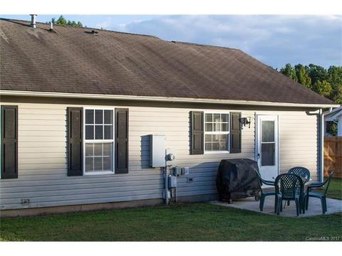 1633 Mackenzie Ln, Monroe, NC 28110 photo 2