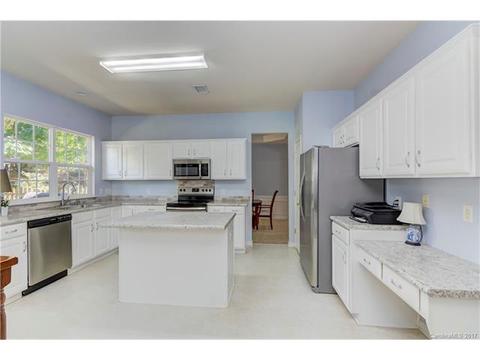 20719 Waters Edge Ct, Cornelius, NC 28031 photo 10