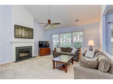 20719 Waters Edge Ct, Cornelius, NC 28031 photo 13