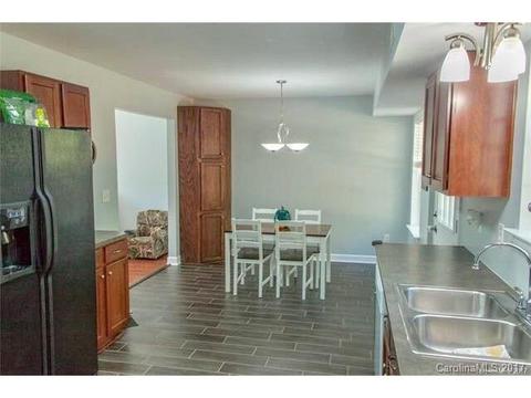 338 Irish Downs Dr, Clover, SC 29710 photo 6