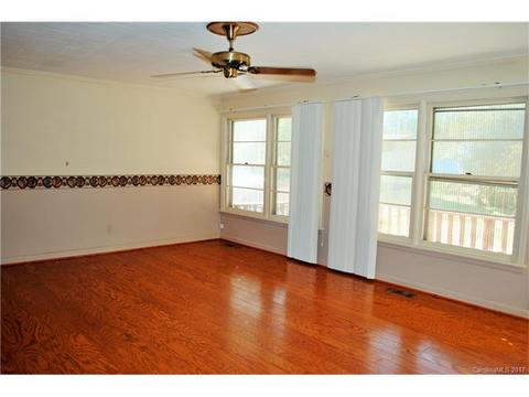911 Maple Ave, Salisbury, NC 28144 photo 7