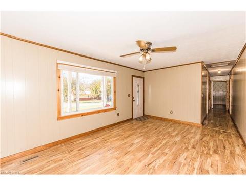192 James St, Clyde, NC 28721 photo 8
