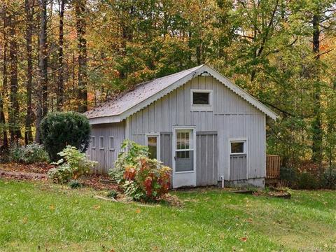 823 Crabtree Rd, Spruce Pine, NC 28777 photo 13