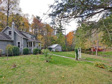 823 Crabtree Rd, Spruce Pine, NC 28777 photo 16