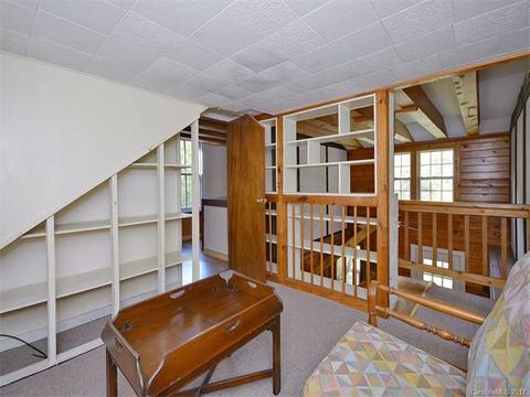 823 Crabtree Rd, Spruce Pine, NC 28777 photo 10